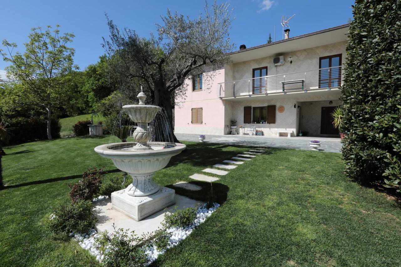 Il Villino Agriturismo B&B Belforte del Chienti Zewnętrze zdjęcie